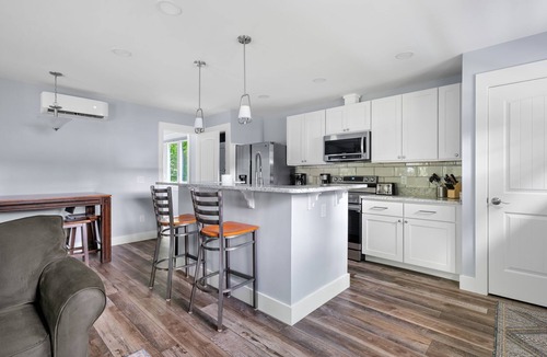 Charleston Apartment | Private & Quiet Retreat Near Folly Beach