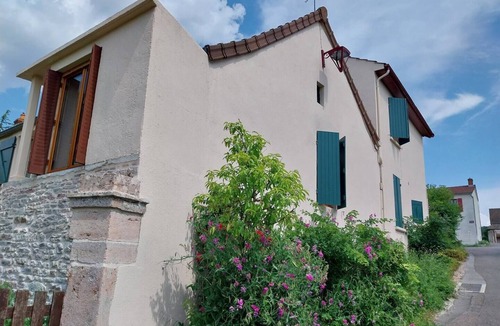 Mellecey House | Private, recently renovated 2 bedroom 2 bedroom home in Mellecey - Burgundy