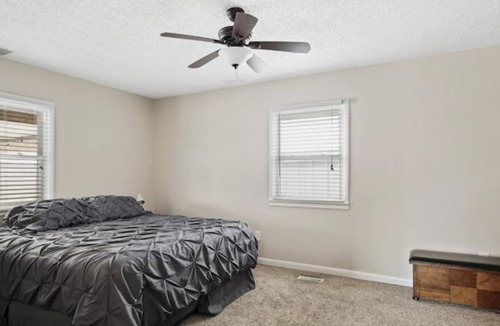 Wheat Ridge House | Private Refuge, Great Space to Work and Play!