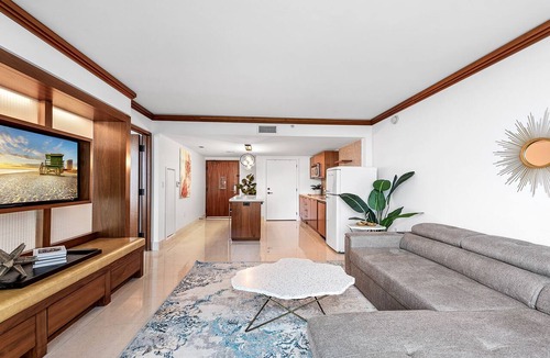 North Beach Condo | Private Residence at Carillon Miami Resort - 911