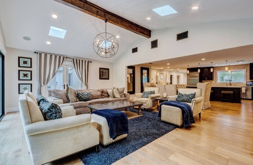 Los Alamitos House | Private Resort-Style Retreat near Disney & Beaches!