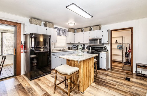 Bryson City House | Private Riverfront Retreat Near GSM National Park!