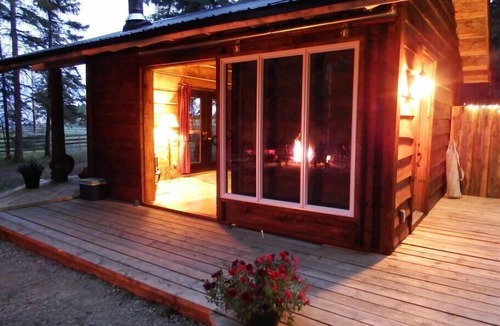 Waiparous Village Cabin | Private Romantic Retreat in our Cozy Rustic Cabin
