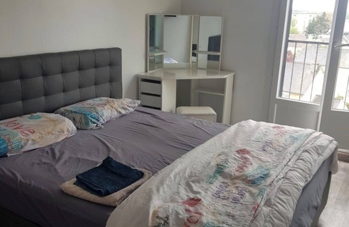 Le Mans Metropole Bed & Breakfast | Private room