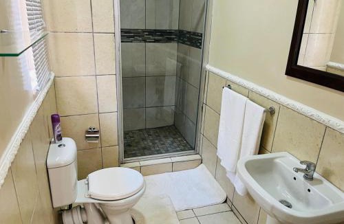 Rustenburg Apartment | Private room in Rustenburg