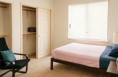 Greater Third Ward House | Private Room Near Downtown, Great Value