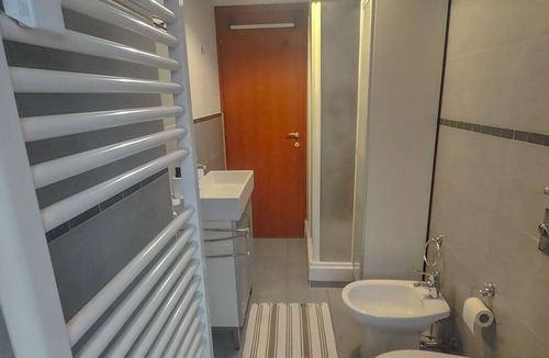 Bresso House | Private room quiet North Park Bresso Milan
