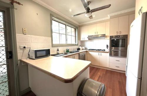 Bentleigh House | Private Room Shared House Bentleigh near train