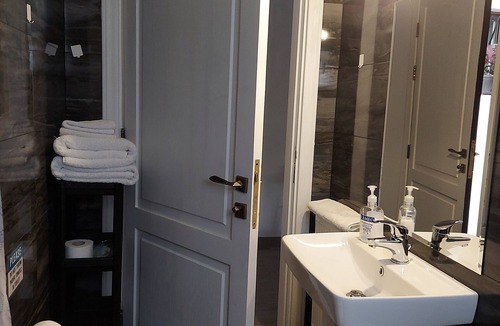 Madaba Apartment | Private Room with Kitchenette