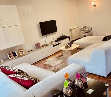 Clavier House | Private room with shared bathroom