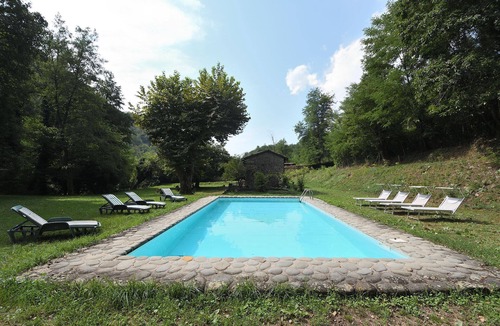 Coreglia Antelminelli House | Private swimming pool - Sleeps 6 - Garfagnana