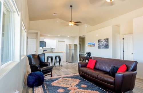 Cornville House | Private Sedona Stay 2 Suites Pool Sauna Hot Tubs