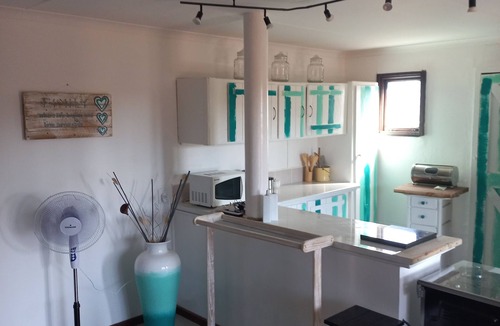 Jeffreys Bay Apartment | Private,Self checkout, 800m from the beach and Attractions