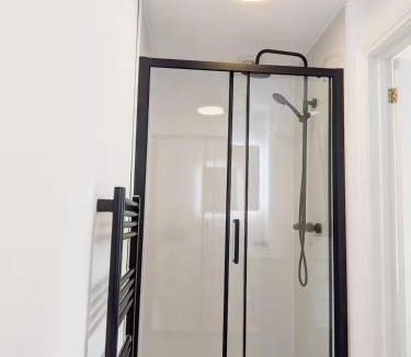 Mabe House | Private self-contained double bed & ensuite