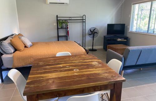 Brighton House | Private self-contained guesthouse North Brisbane