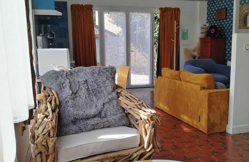Les Essarts-le-Roi Cottage | Private spa gîte with balneotherapy and sauna officially rated 5 stars.