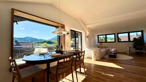 Wertach Apartment | Private Spa Suite I Sauna I Panorama I Design