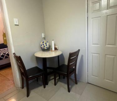 Queens Apartment | *PRIVATE* Studio 5 minutes from LGA/US Open
