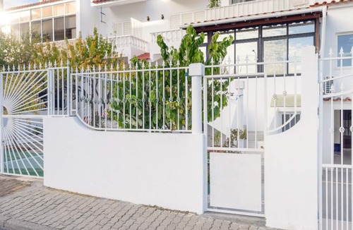 Gambelas House | Private Studio - A/C