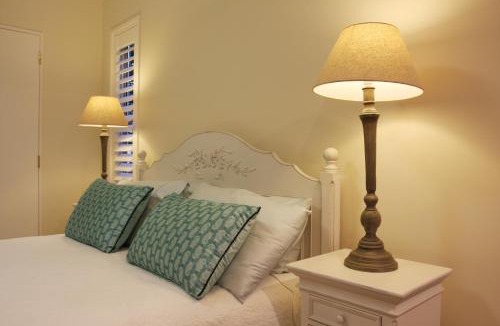 Hope Apartment | Private Studio at Judi's Place