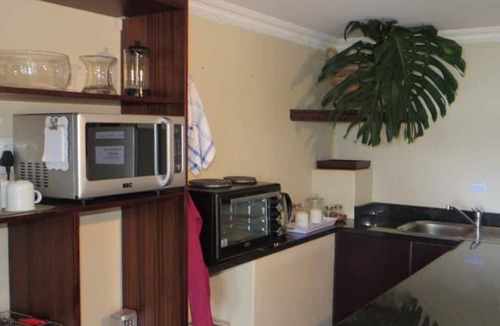 La Lucia Apartment | Private Studio with Stunning Sea Views | Peaceful Retreat Near Umhlanga