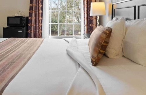 West Orange Hotel | Private Studio with Gym at Wilshire Grand Hotel