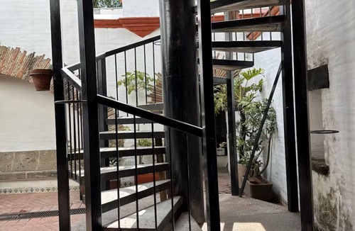 Coyoacan Apartment | Private suite near shopping and Six Flags- 4ppl