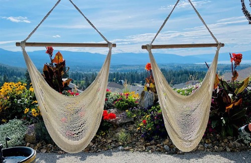 Black Mountain Apartment | Private Suite, Panoramic Views, Hot Tub, Wineries
