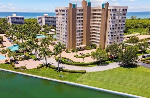 Vanderbilt Beach Condo | Private sunsets over the Gulf immaculate 3BR at Gulf Breeze