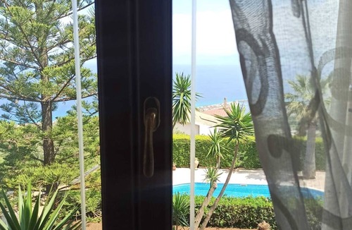 Vibo Valentia House | Private swimming pool and breathtaking sea view.