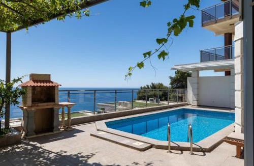 Budva Villa | Private swimming pool three-story apartment with a superb view