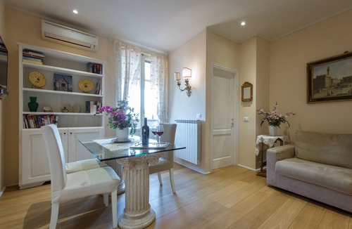 Sant' Ambrogio Apartment | Private Terrace Santa Croce View Elevator 2 Min Walk to Duomo