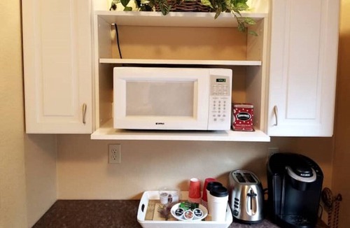 Castro Valley Villa | Private Terraced Garden Suite - #1 Favorite ★