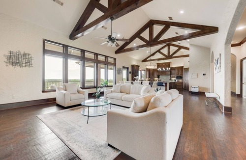 Denton Villa | Private Texas legacy Villa -Ranch View Pool, Gym Sleeps 10+ easy access to city
