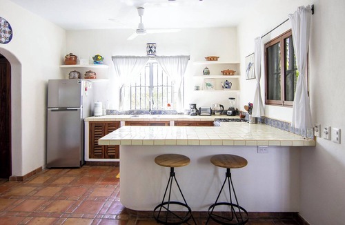San Francisco Villa | Private, tranquil 2 b. Home just 3 blocks from main st. w/AMAZING roof palapa