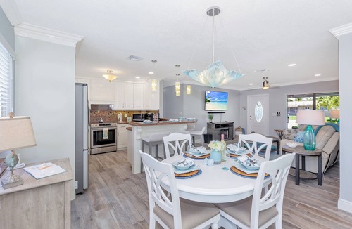 Pompano Beach House | Private tropical oasis in sunny South, Florida!