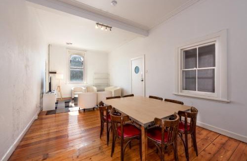 Fitzroy North Hotel | Private Unit in Heritage Building in Fitzroy North