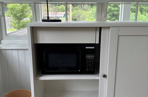 Hillsdale House | Private Unit in shared 1830 Farmhouse