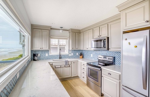 Seal Rock House | Private Updated Oceanfront Charmer, Panoramic Views, Extensive Outdoor Space