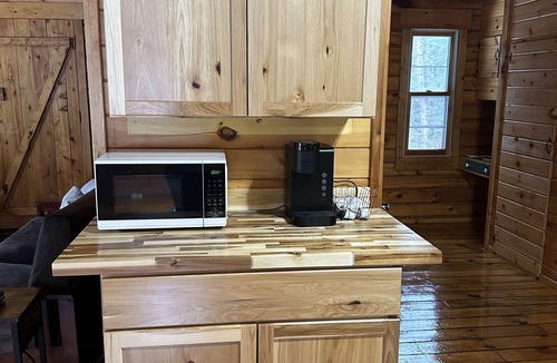 L'Anse Cabin | Private Upper Peninsula River Cabin/Sleeps 6/Fishing/Hiking & Relaxing