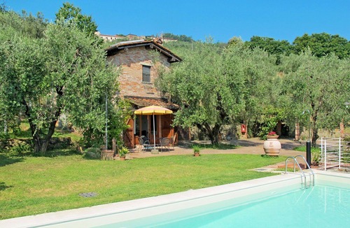 Margine Coperta-Traversagna Villa | Private Villa with hot tub, A/C, private pool, internet, TV, patio, pets allowed, panoramic view