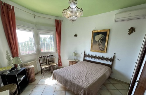 El Tesoro Ski Chalet | Private Villa With Views To Moraira Bay