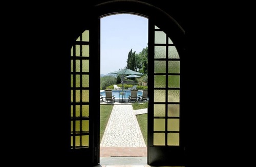 Terranuova Bracciolini Villa | Private villa for 4 with a pool, A/C and tennis court