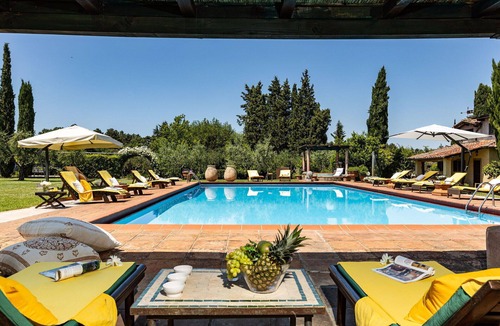 Figline e Incisa Valdarno Villa | Private Villa with hot tub, sauna, private pool, A/C, WIFI, TV, patio, close to Greve In Chianti