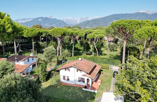 Ronchi Villa | Private villa at 650m from the Sea