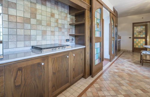 Massa e Cozzile Villa | Private Villa with WIFI, hot tub, private pool, sauna, A/C, TV, patio, pets allowed, panoramic view