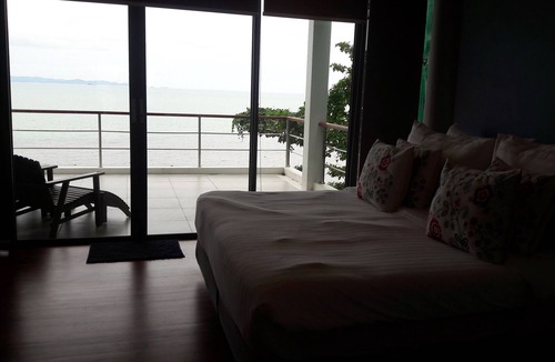 Ko Sire Villa | Private Villa Siray Beach Front