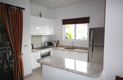 Moo 5 Villa | Private Villa With Pool and Garden, 3 Minute Walk to the Beach