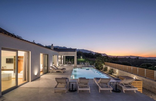 Champatha Villa | Private Villa White Harmony with Heated Pool for Holidays in Chania, Crete