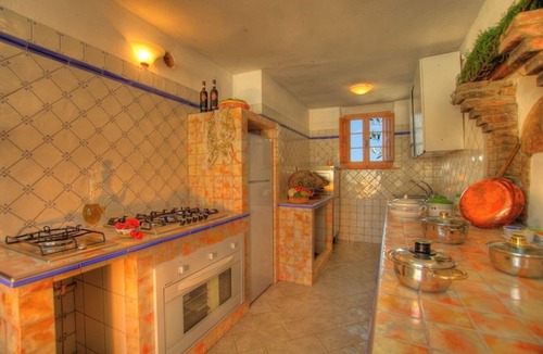 Montepulciano Villa | Private Villa with A/C, WIFI, private pool, hot tub, TV, patio, pets allowed, panoramic view